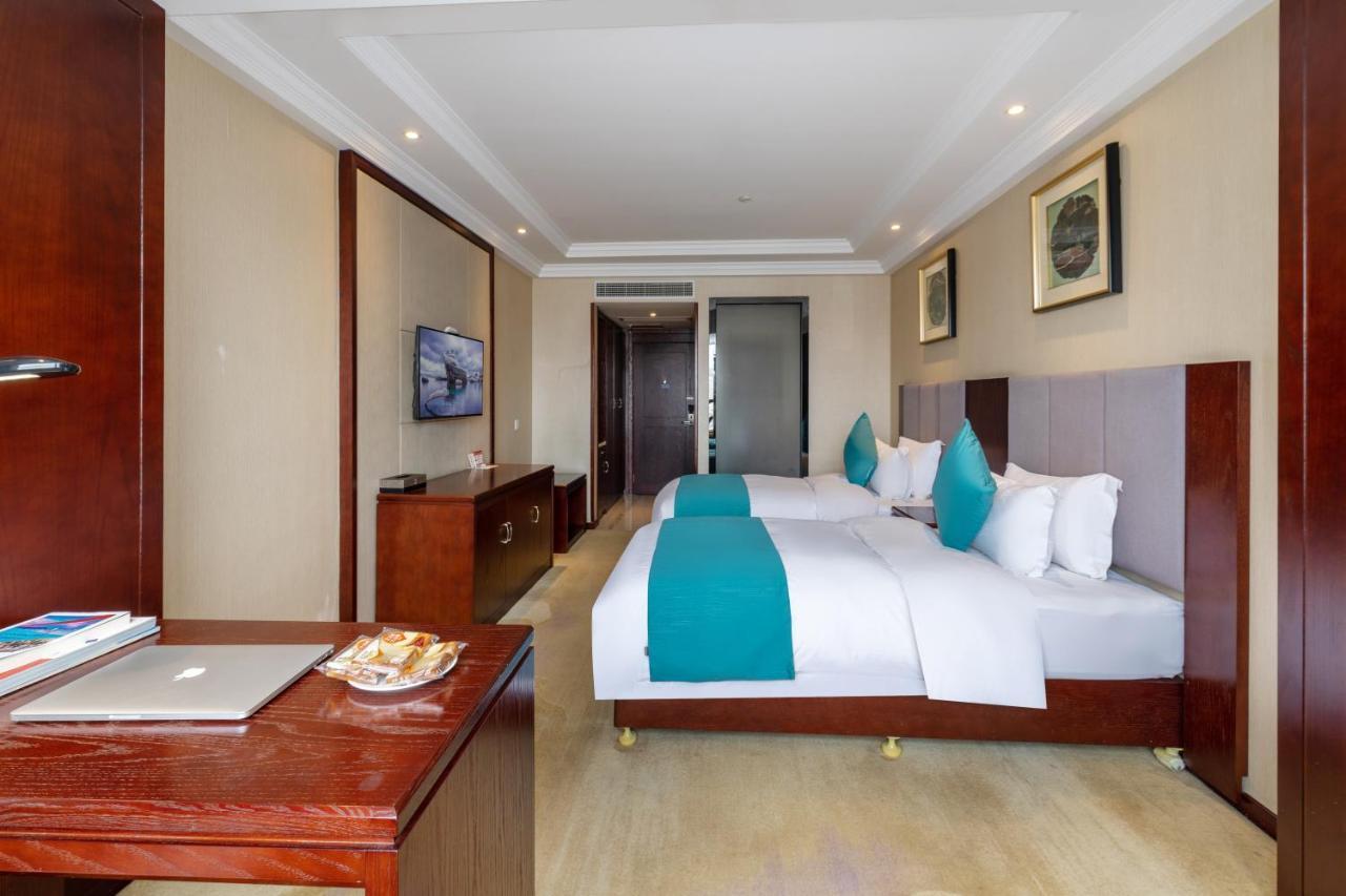 Huzhou Wealth Hotel 외부 사진