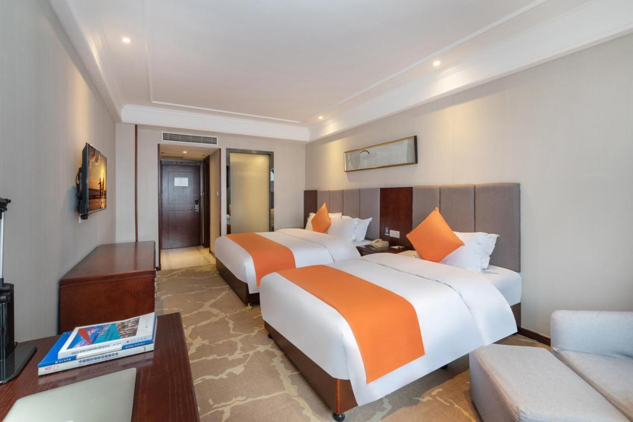 Huzhou Wealth Hotel 외부 사진