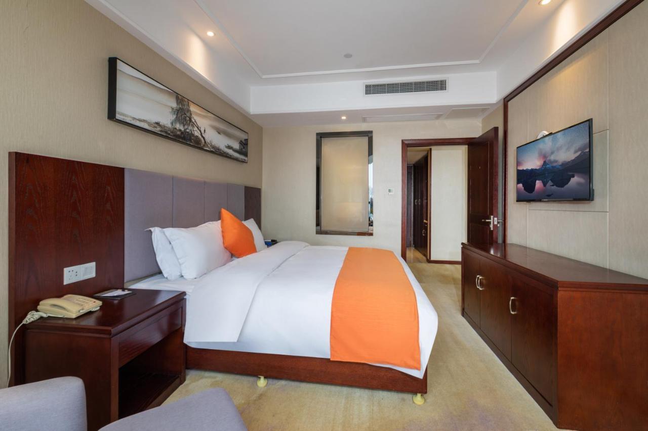 Huzhou Wealth Hotel 외부 사진