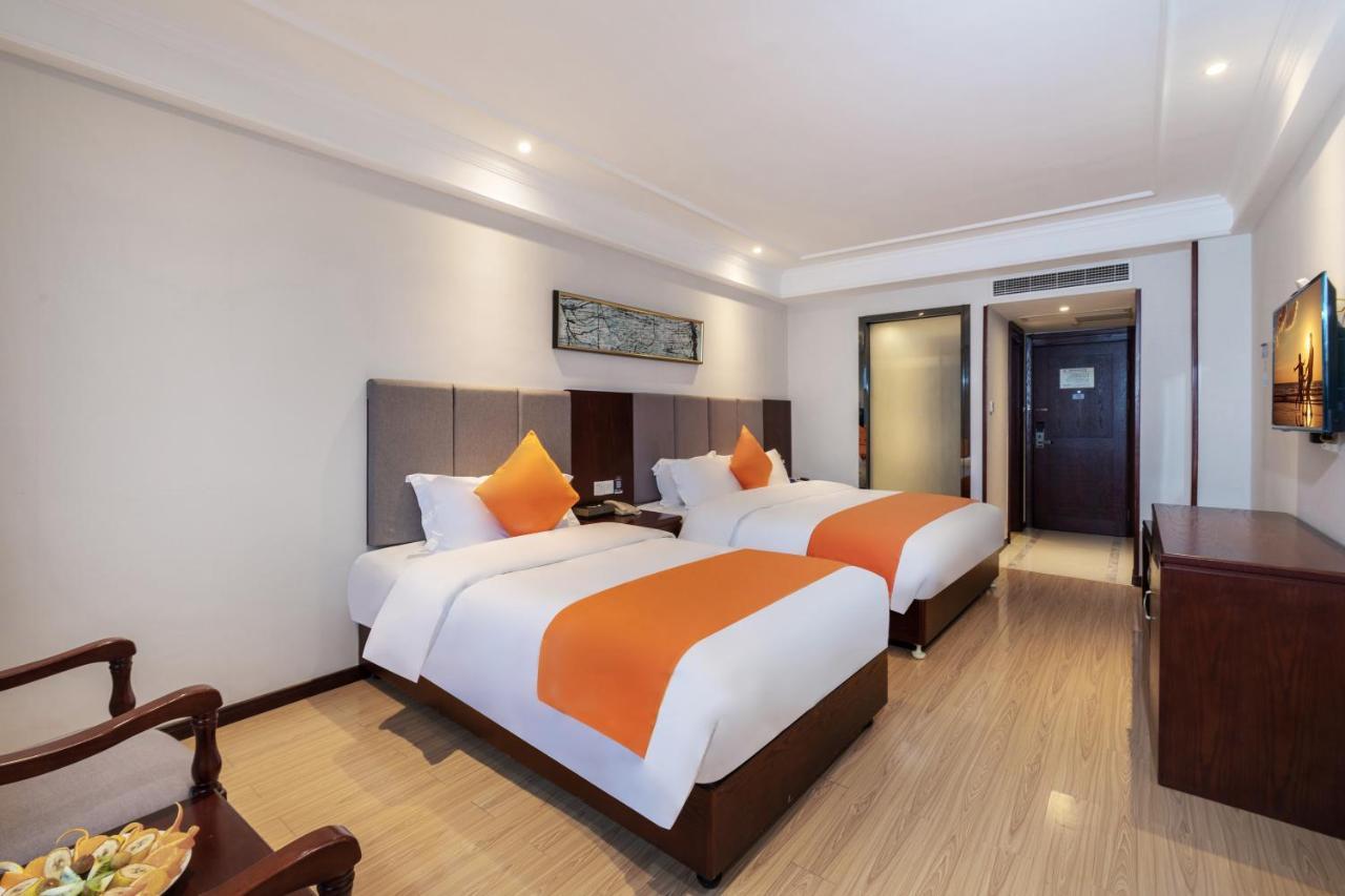 Huzhou Wealth Hotel 외부 사진