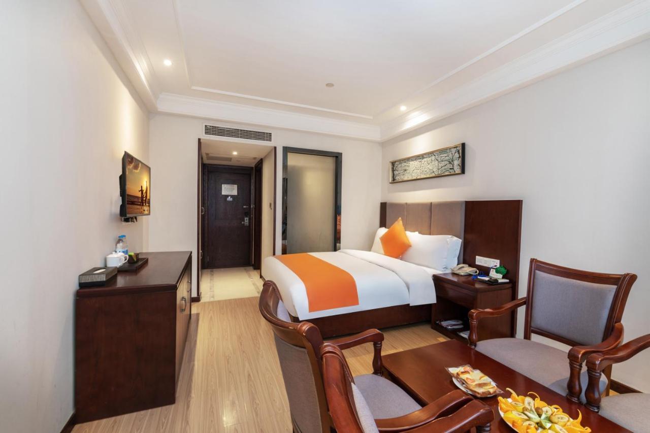 Huzhou Wealth Hotel 외부 사진